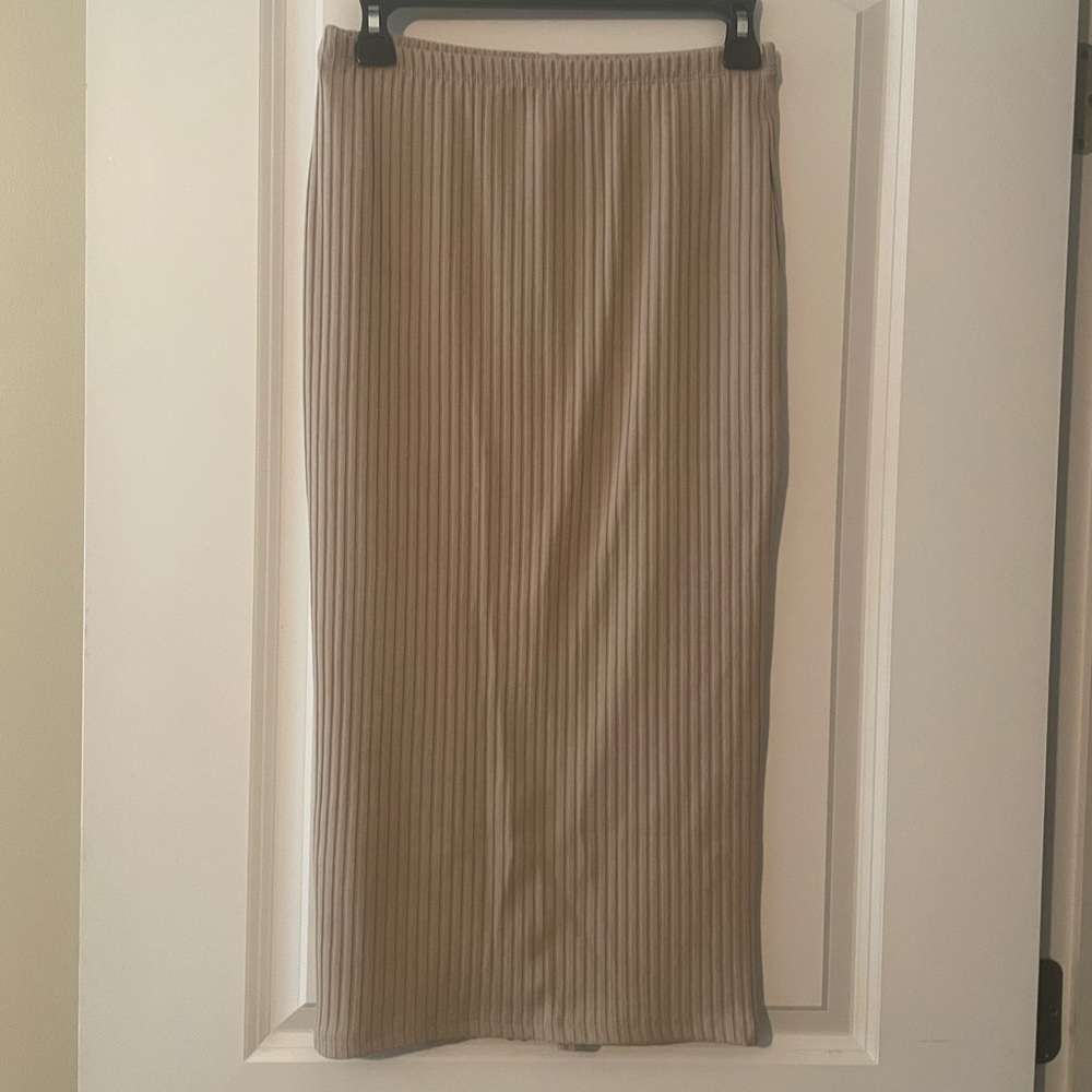 Skirt pencil